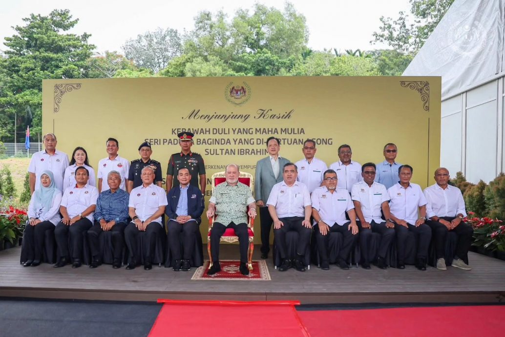 居銮王冠铁道公园落成   元首开幕王气十足