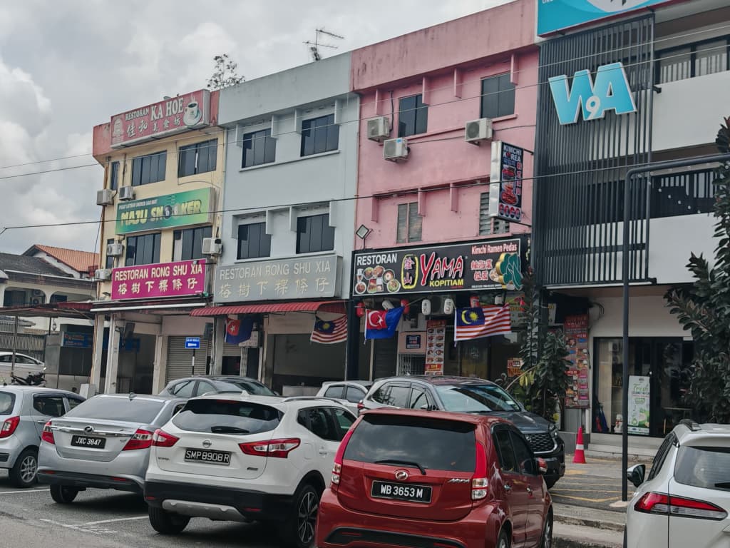 市政府教挂国旗 跟对指示不用怕