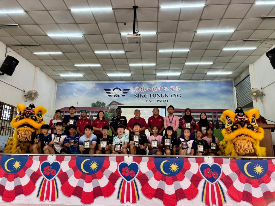 峇排球分会续办比赛活动   进一步推广排球运动