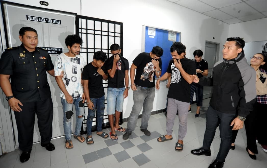 承认持有近10吨液化石油气   5印尼员工903下判