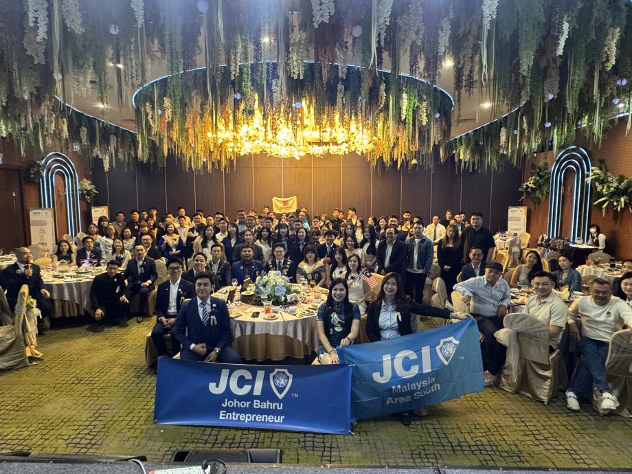 (已签发)柔:新山青商会20周年新里程碑 携手学院推青年俱乐部育才