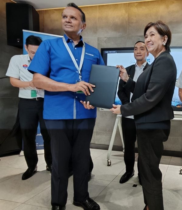 李廷汉:数据中心带动柔经济 为各领域创造工作机会