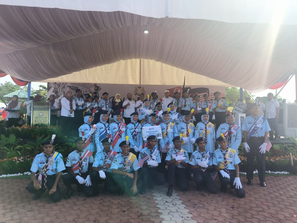 (已签发)柔:**版三头**阿兹南:秉公执法 倒挂国旗事件不可置之不理