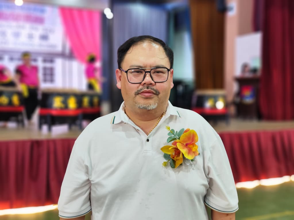 事隔7年复办回校日,辅士校友师长温馨重聚