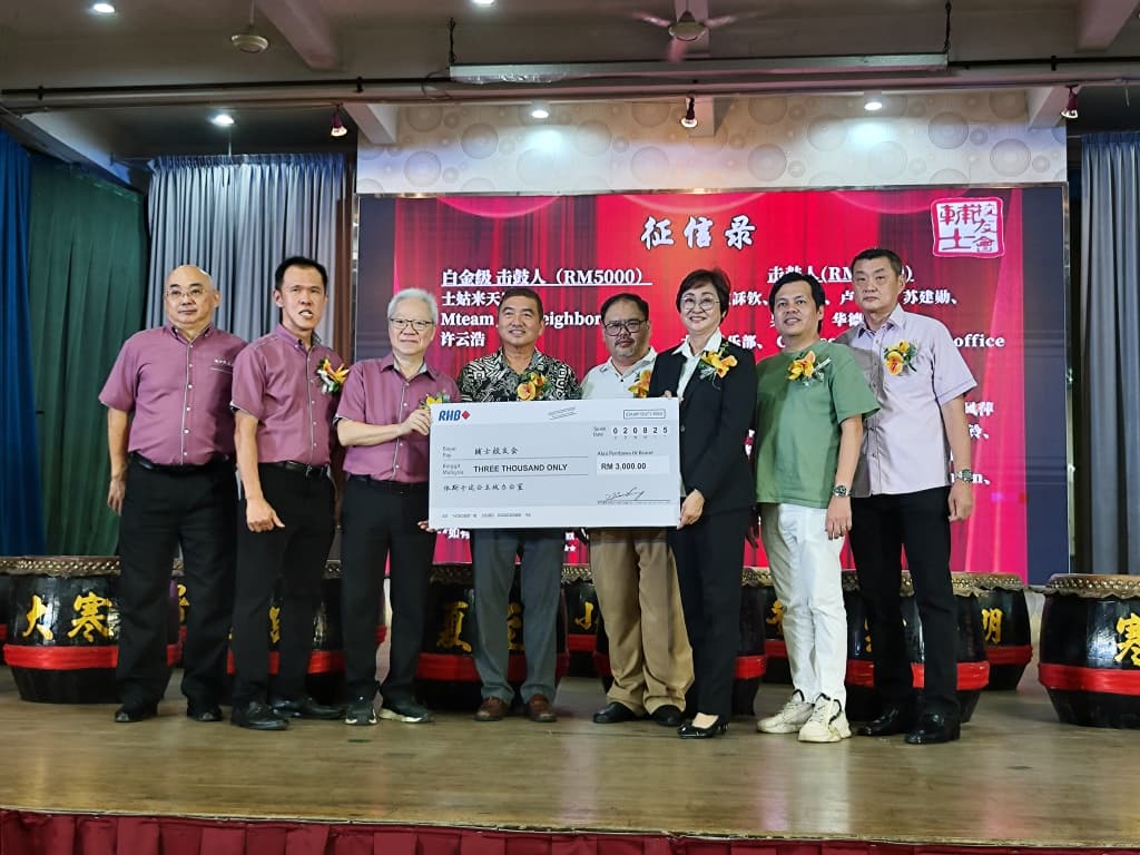 事隔7年复办回校日,辅士校友师长温馨重聚