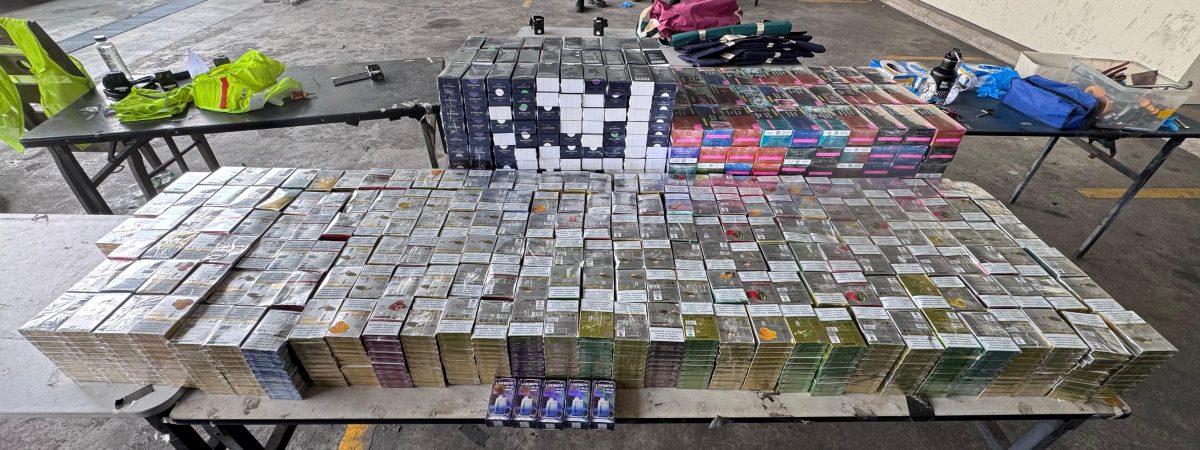 （已签发）柔：狮城二三事：企图走私逾5900支电子烟 大马注册车在兀兰关卡被查