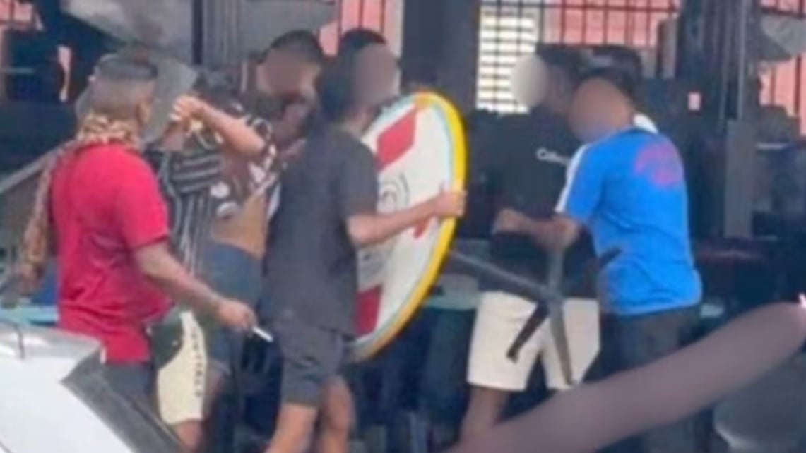 (已签发)柔:狮城二三事:大巴窑殴斗案| 狮城警方:三名男子被逮捕