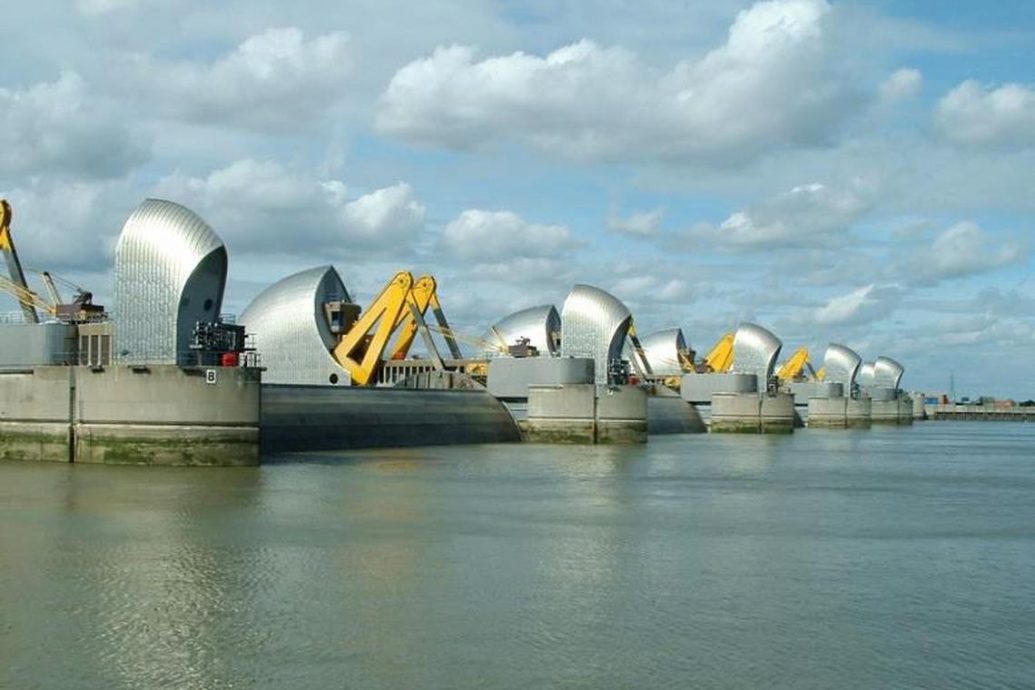 (已签发)柔:狮城二三事:新加坡将建造海岸防护墙 应对海平面上升威胁