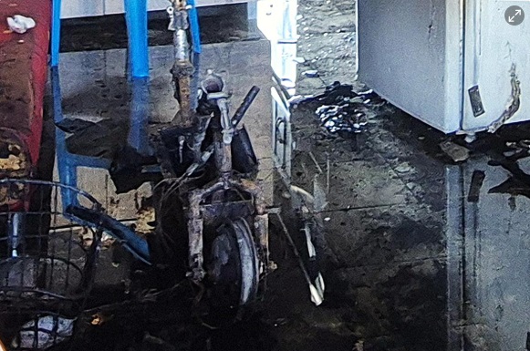 (已签发)柔:狮城二三事:新加坡组屋个人代步工具引火患 3人受伤50居民疏散