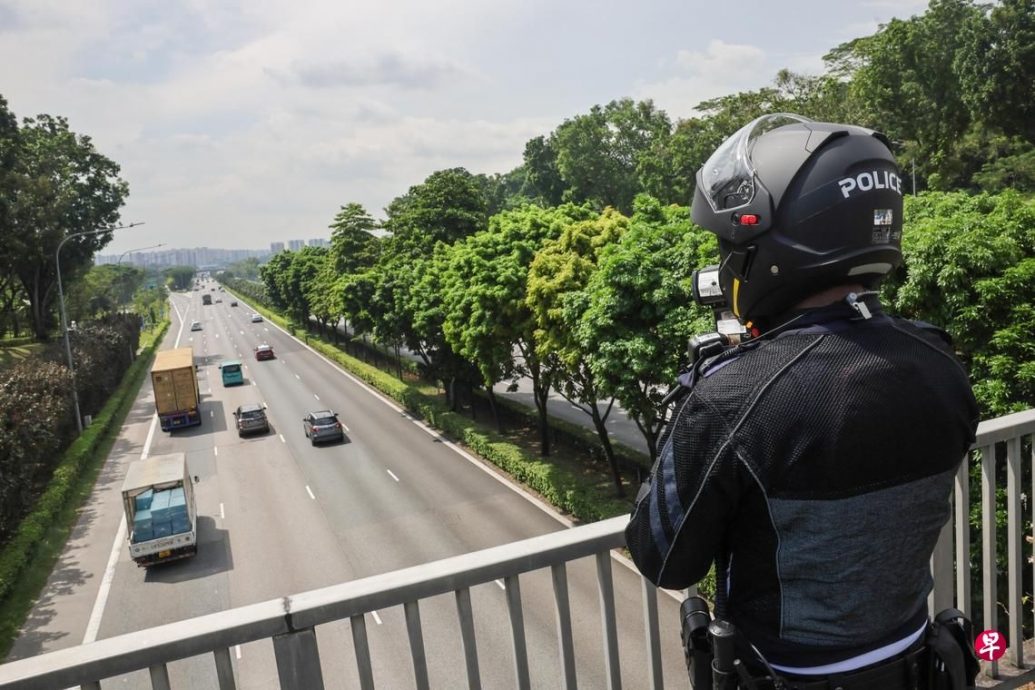 （已签发）柔：狮城二三事：狮城交警陆交局联合执法 3天查逾166辆商用车 开121张罚单