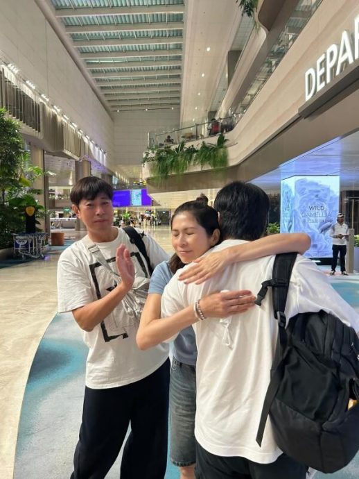 (已签发)柔:狮城二三事:长子赴美读硕士 潘玲玲百感交集