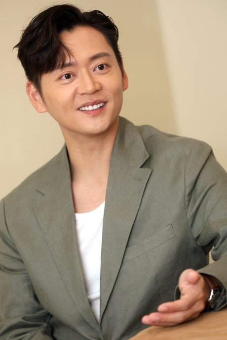 （星人物）张振朗 人生方向见步行步