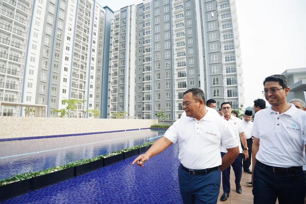 （边稿）大都会/武吉日落洞1260间“梦想家园”房屋移交给购屋者