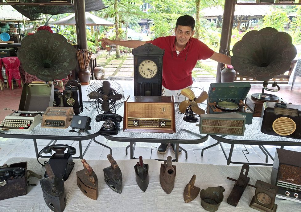 (预编7日见报)大都会/星洲人VIP/时光淬链下旧物满载本地旧情,醉心“珍品”独特魅力/10图