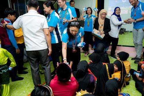 ESG图话 | 子母牌走进砂小学派牛奶