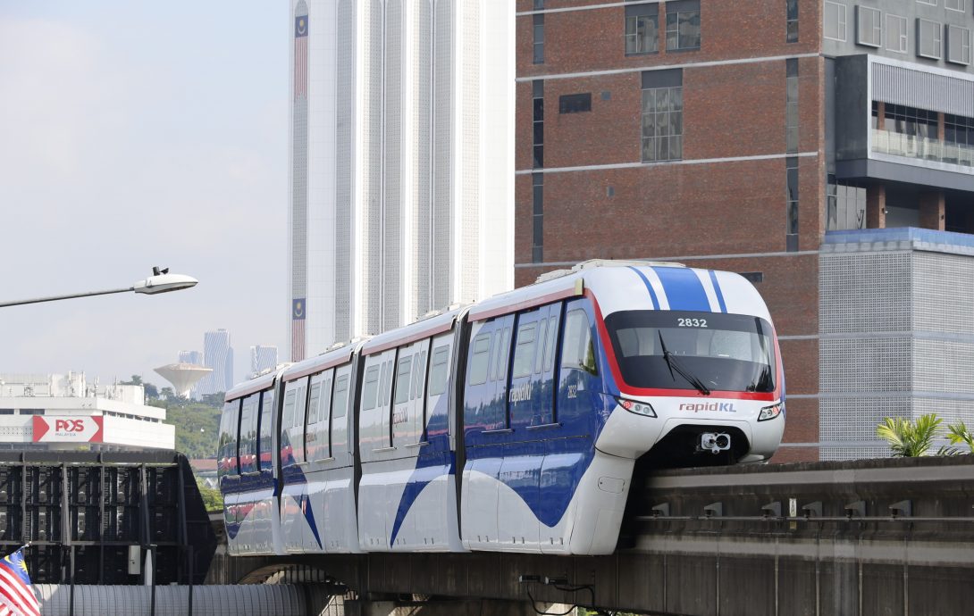 me02主文-大都会/马哈拉惹里拉站电动扶手梯终于修好了/7图