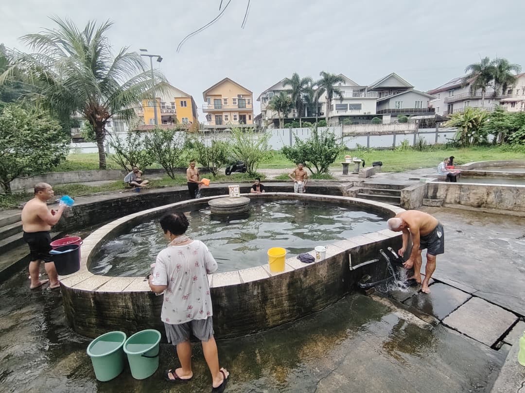me03主文-大都会/(主文)士拉央热水湖提升后交给士拉央市议会全面接管 非私营化 民众勿担心收费高涨/9图