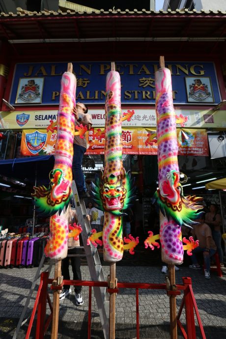 me3头//大都会-茨厂街周边店租涨 商贩忧挨不住掀结业潮/4图