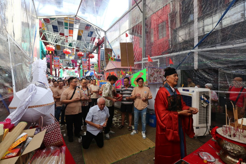 me3头//大都会-茨厂街周边店租涨 商贩忧挨不住掀结业潮/4图