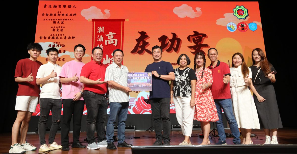 mz头//大都会/校园霸凌与国旗事件被炒作 郑明发呼吁检讨教育政策