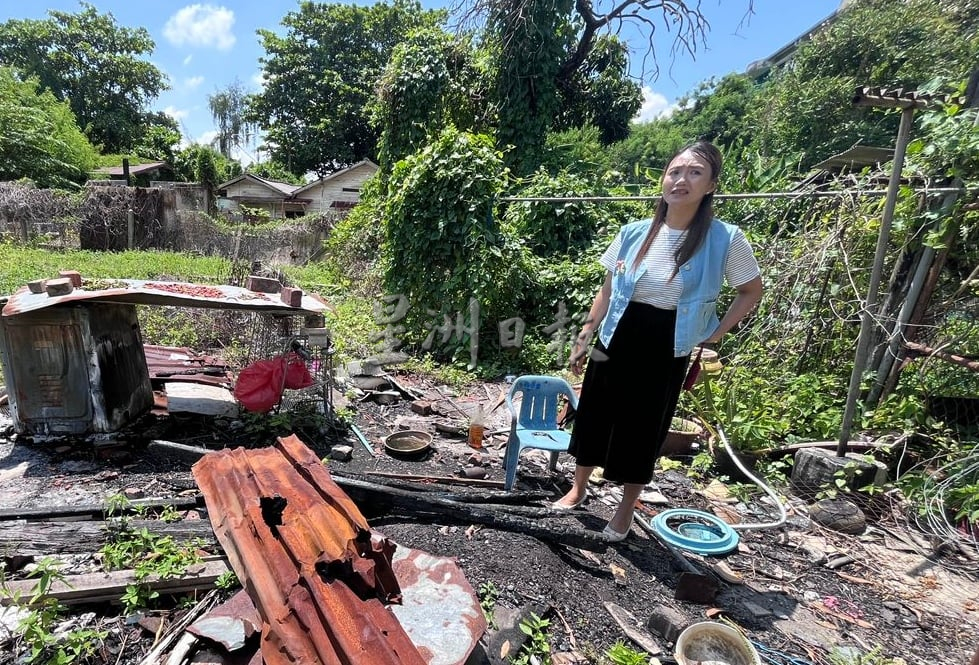 林朝雁：拾荒老妇于杂物堆积处附近煮食，居民忧再引发火患