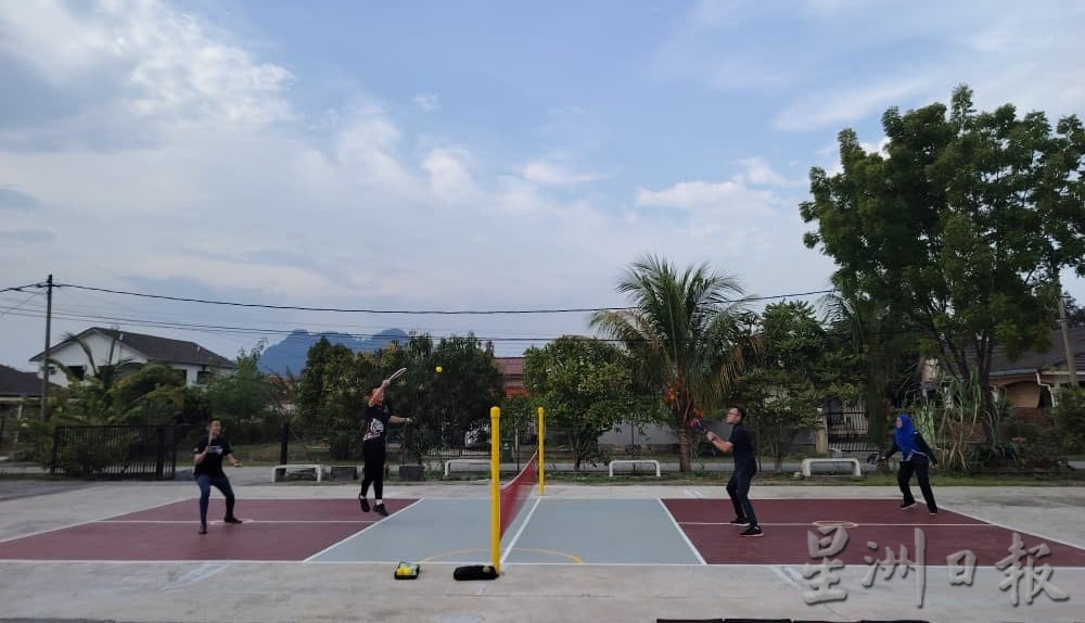 推广全民参与匹克球运动 昆仑喇叭双用途球场启用 