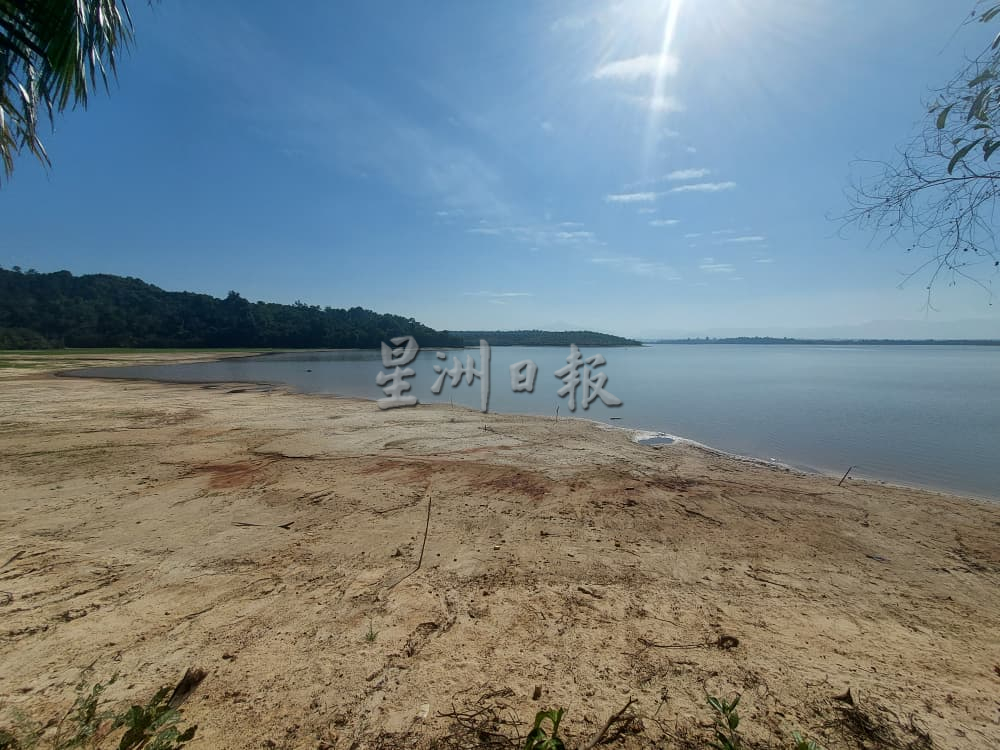 请签发（大北马）武吉美拉湖水位续降严重水位 已停水供应农田