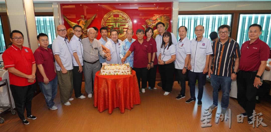 深斋中学推动教育改革 杨来福：配合董事会方向　