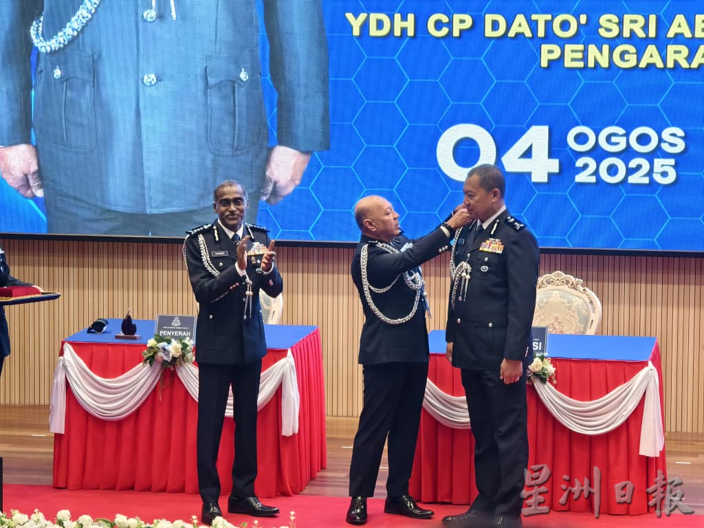 **已签发**柔：第三版头（文二）：古玛正式交棒  拉哈曼接任柔总警长