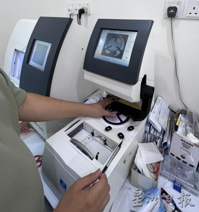 （古城第二版主文）敬业乐业——眼镜业者为客户提供合适的视力解决方案