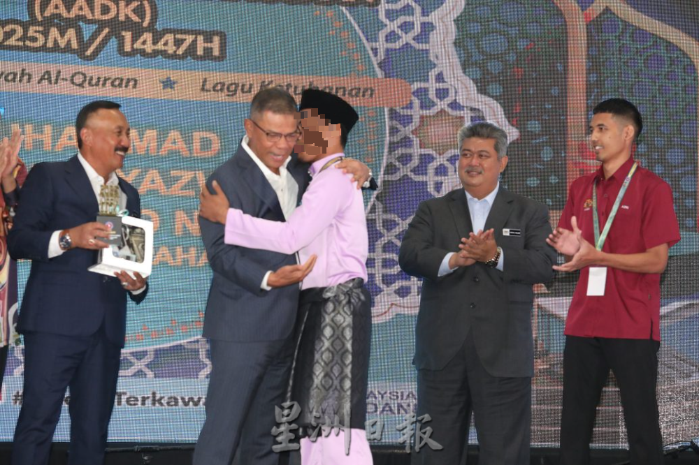 查拉坠楼案,赛夫丁促先尊重调查程序