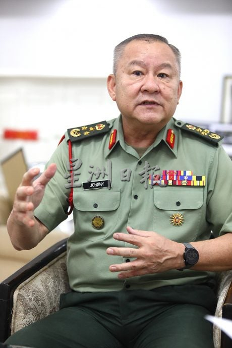 专访大马首位华裔中将林英成