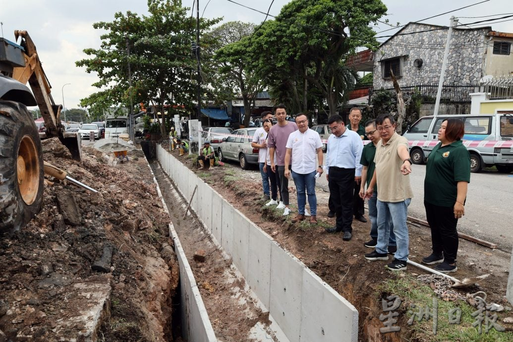 大都会/早报头/游佳豪MPAJ提升为食街排水系统