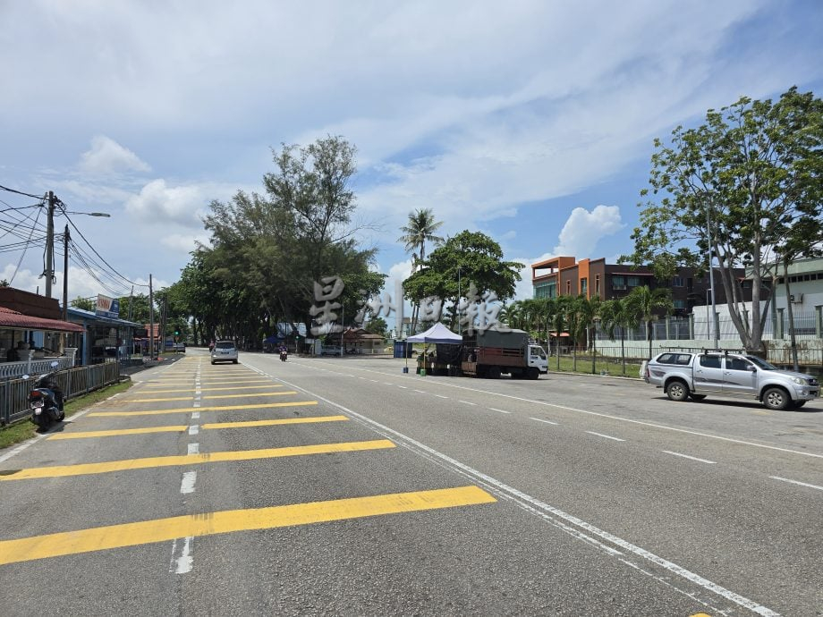 乱丢垃圾陋行 垃圾工友身心疲惫