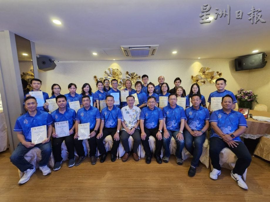 （已签发）柔：大同学校新届家教就职    吴鼎皓：老师不无故处罚学生