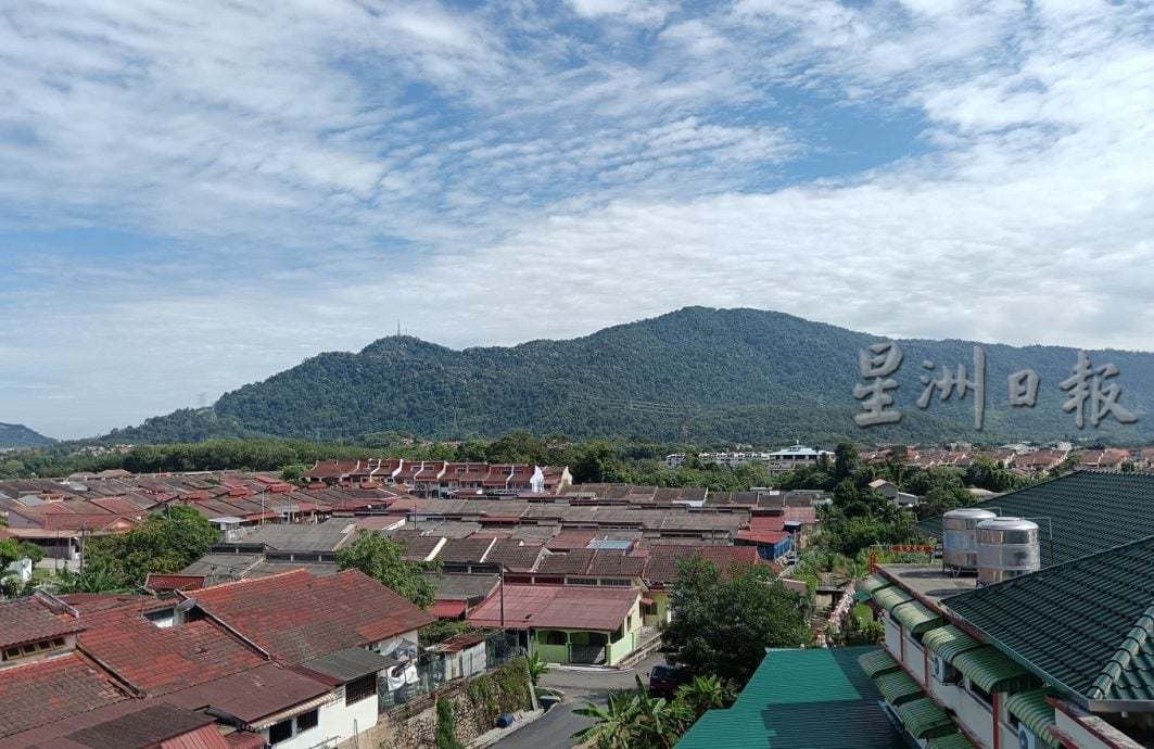 供星洲网：半岛心旅行／淡边山景致宜人　吸引各族登山爱好者共聚