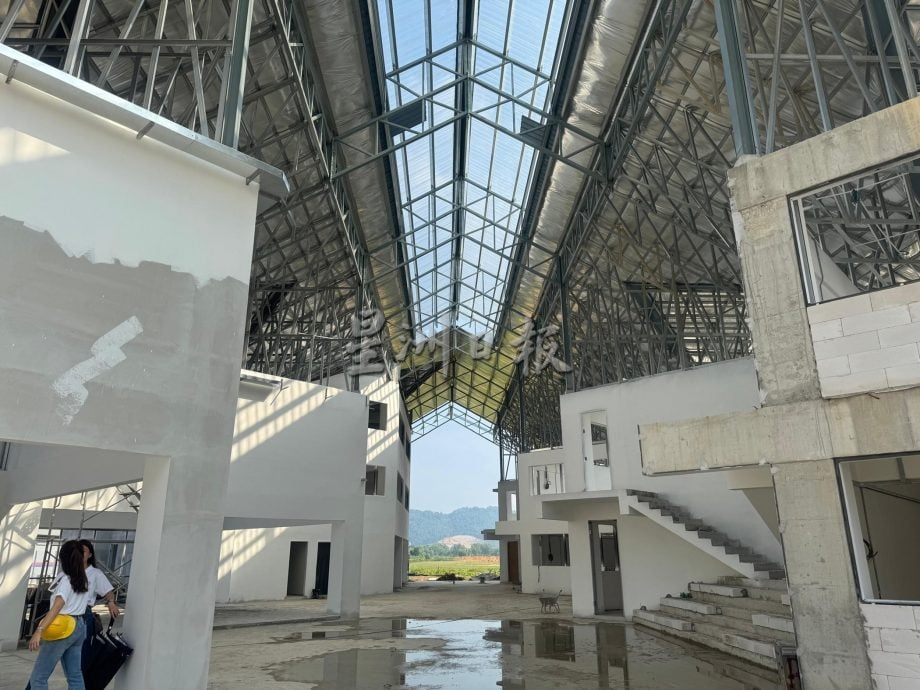 （大北马）峇都交湾光育建校达70%争取2026年第7月开课