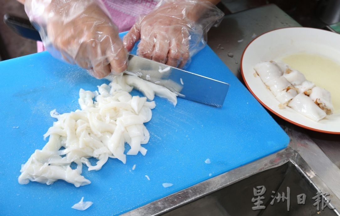 大霹雳封底主文/【人气美食】| 琼南茶餐室猪肠粉 沙葛猪肠粉受欢迎