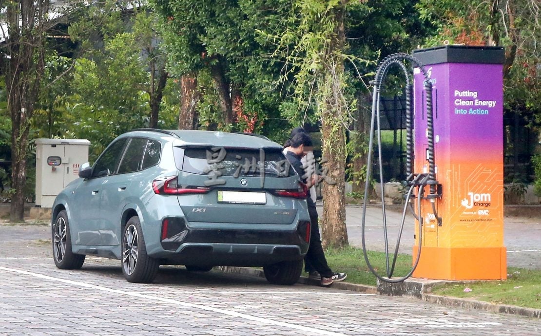 电动车趋多 避免充电忧虑  业者：需加速充电桩建设