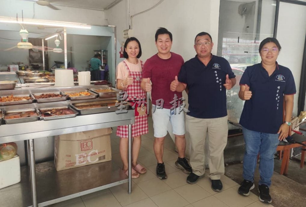 请签发（大北马）学生家长响应老火较华小的Tiger星洲华教义演，办经济饭义卖助筹款