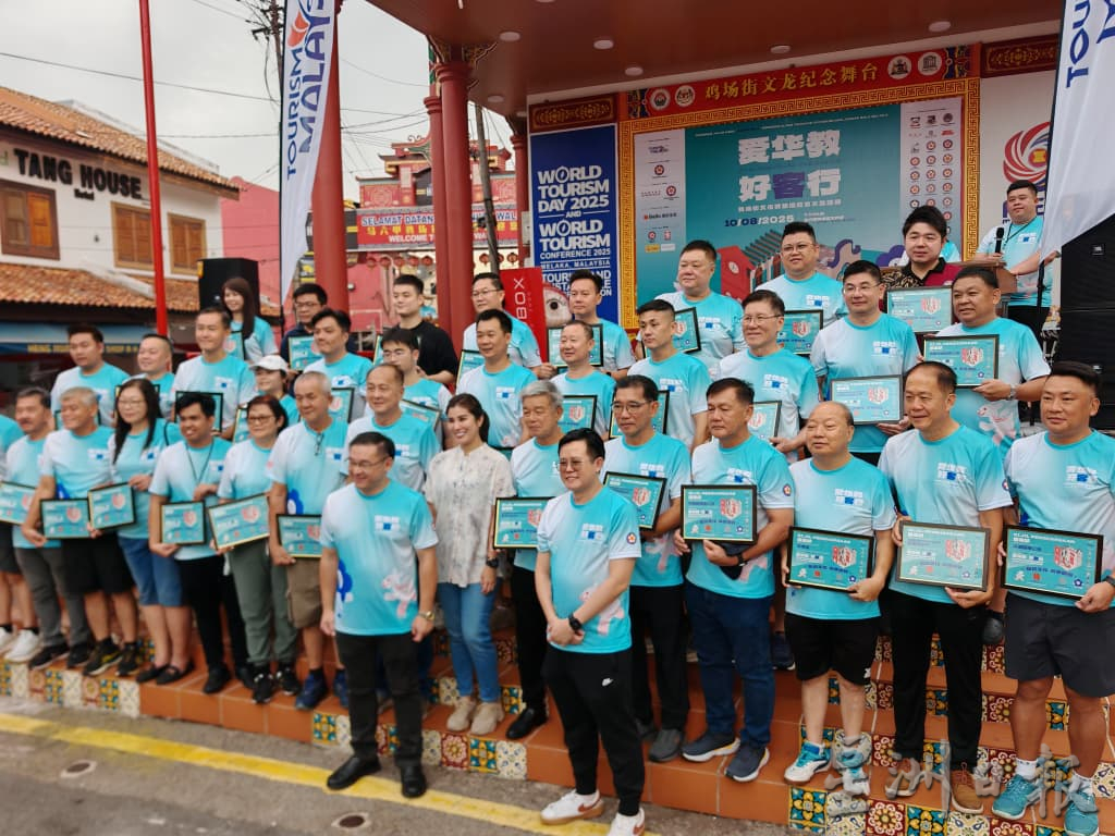 （古城第二版主文）沙孙纬：“爱华教”是我们的使命，“好客行”是我们的态度