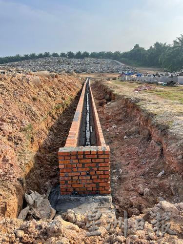 东：直凉华夏大会堂持续改善义山排水系统