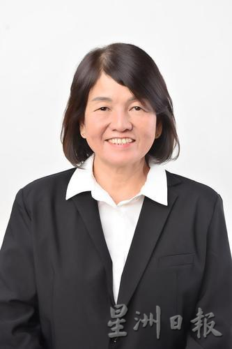 东：直凉商业中心销售亭区前面空地 提升为泥地供水及排水