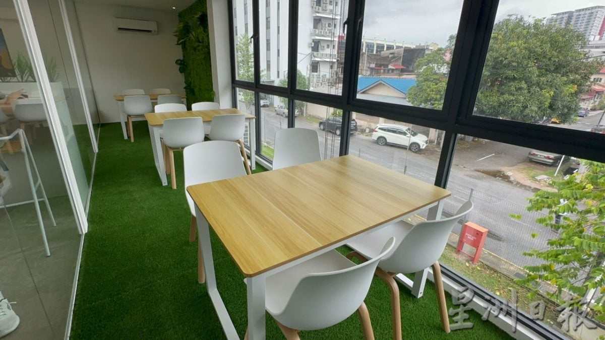 (古城版)邱培栋冀私人企业和数码图书馆合作栽培理科人才