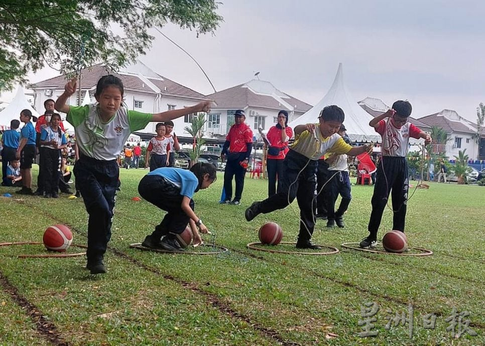 （古城版）鼎华小学通过运动会