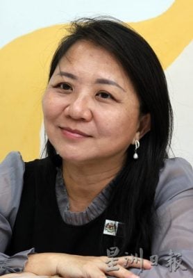 下全国版/2025学生阅报计划小学生时事问答比赛预赛总启动礼