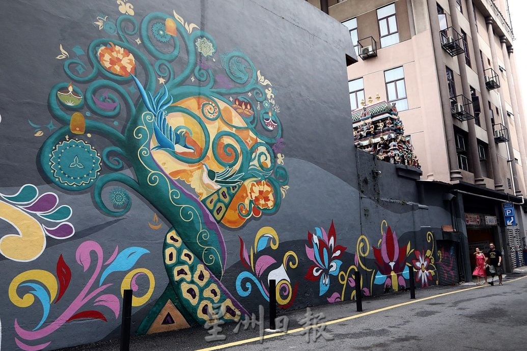 大都会/封面/走访敦李孝式路后巷壁画