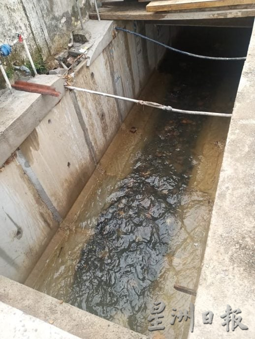 （版3头）大都会/颜友鹰成功争取提升吴福发路中段排水沟