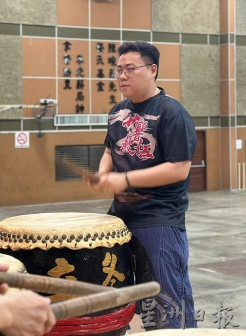 (14/8见报)乐活频道/跨世代鼓队凝聚热爱 共谱文化传承新篇