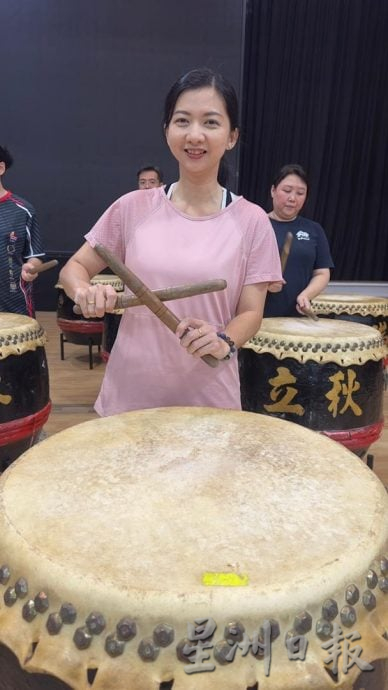 (14/8见报)乐活频道/跨世代鼓队凝聚热爱 共谱文化传承新篇